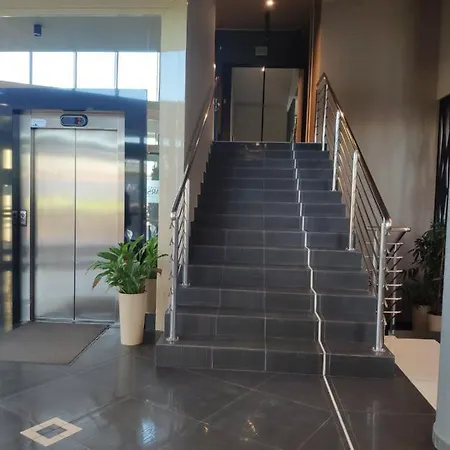 Aleje Jerozolimskie *